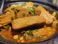 老坛手工酸菜焖黑豆腐-粤凤佬