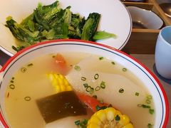 -有红鸡毛店·川菜(建设路店)