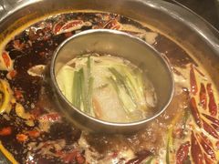 -香佰里鲜货火锅(佳乐金街店)