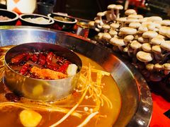 -谭鸭血老火锅(漳州路店)