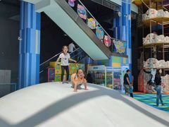 -蒙特利亲子乐园