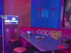 -UK派对KTV(日月广场店)