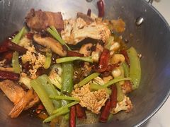 -渔语鱼酸菜鱼新川菜(来福士店)