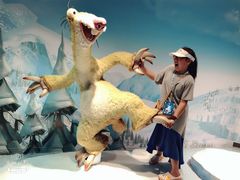 -曼谷杜莎夫人蜡像馆