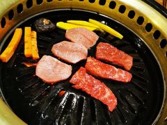 上等牛舌-炼火烤肉店
