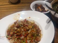 -爱碗亭·鲜炒湖南菜(壹城中心店)