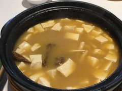姬松茸菌炖豆腐-龙吟九品(青龙山庄店)
