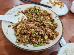 -湖南人家湘菜馆(镇江路店)