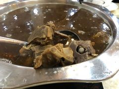 -悦牧·酸汤牛肉火锅(沃尔玛店)