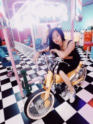 -变画·发型STUDIO