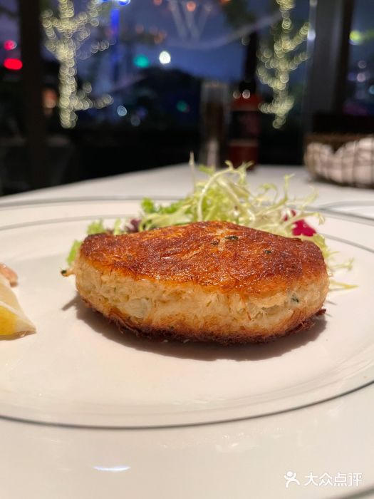 Wolfgang’s Steakhouse 沃夫冈牛排馆(上海白玉兰广场店)招牌蟹肉饼图片