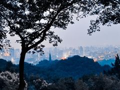 -宝石山