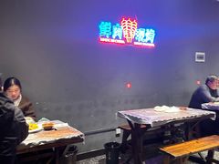-老街烧烤大排档·地道湖北菜·龙虾馆(汉口火车站店)