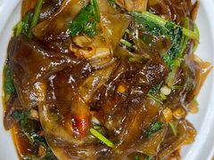 香菜肉丝粉皮-八张桌子(老店)