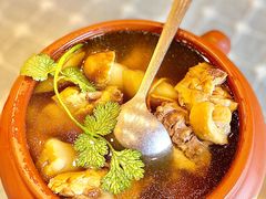 野生菌汽锅鸡-小厨子私房菜·云南美食店