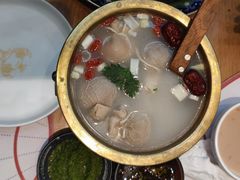 -哈啾嗨·蒙文化主题餐厅(京汉新城店)