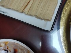 -一口猪海鲜浑锅·东北家常菜