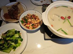 -老阿爸鲜鱼土菜(园区永旺店)