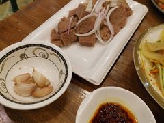 -清真·玛丽亚新疆菜主题餐厅(浙江中路店)