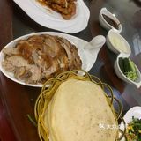 味道还是一如从前 比较喜欢毛血旺 里面料很足