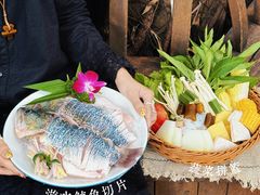 -樾餐厅泰式海鲜火锅(民歌湖店)