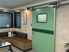 -半岛宠物医院24小时·内窥镜·牙科·碎石中心(府城大道店)