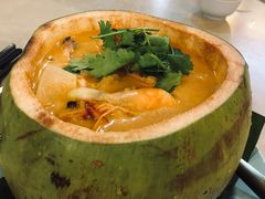 -大树下海鲜饭店