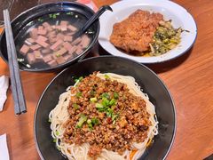 -舒蔡记生煎菜饭(云南中路店)