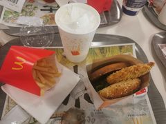 -麦当劳(新城市广场店)