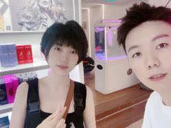 -BULB STUDIO 巴柏明星发型工作室