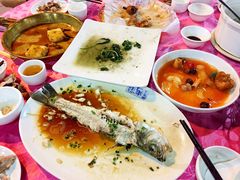 -荷香居(洞企石路店)