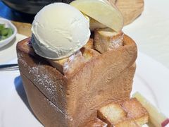 -铜锣湾·有麝自然香(重庆新天地店)