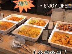-大中华希尔顿酒店-念自助餐·嗨啤·小龙虾