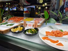 -四海一家自助餐(益田假日广场店)