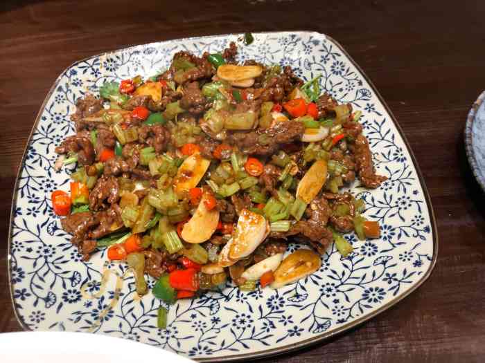 浔城十三香(甘棠店)-"地理位置极佳,菜式多样化,口味超极棒.