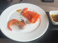 -大中华希尔顿酒店-念自助餐·嗨啤·小龙虾