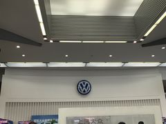 -上汽大众4S店(上海冠松店)