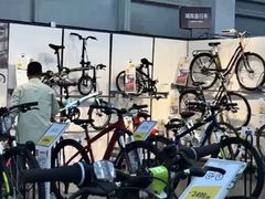 -迪卡侬(金龙湖店)