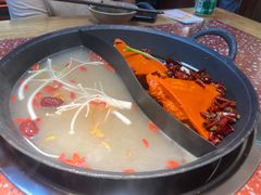 -赵美丽·重庆社区火锅·直营店(火车东站·中豪国际店)