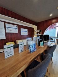 -涂tu指甲日式美甲美睫店