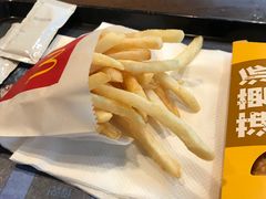 -麦当劳(展览路店)