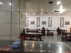 大堂-牛一嘴·兰州牛肉面·大盘鸡(财富中心店)