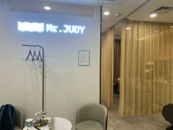 -Mr.JUDY洗个头发