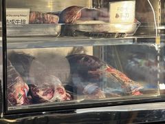 -羽深肉铺 Steak & Wine