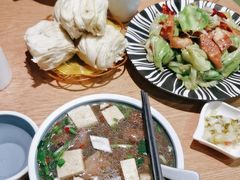 -金莹丸子汤清真(朝外SOHO店)
