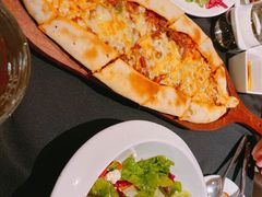 四季皮塔饼-Efes Turkish & Mediterranean Cuisine 艾菲斯餐厅(陆家嘴店)
