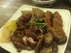 -猪脚洪隆江猪脚饭