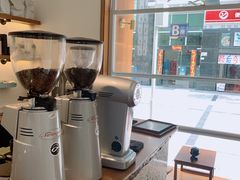 -Line 咖啡(石厦花园店)