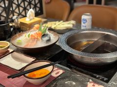 -牛YO寿喜烧·铁板烧和牛火锅自助(市府恒隆店)