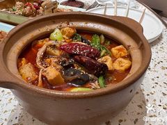 -小董哥烤串·爆汁大油边(故宫店)